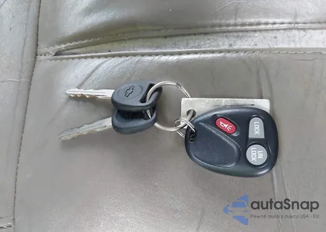 2002 Chevrolet Silverado 2500Hd Lt from USA, damaged, VIN 1GCHK23U22F247205